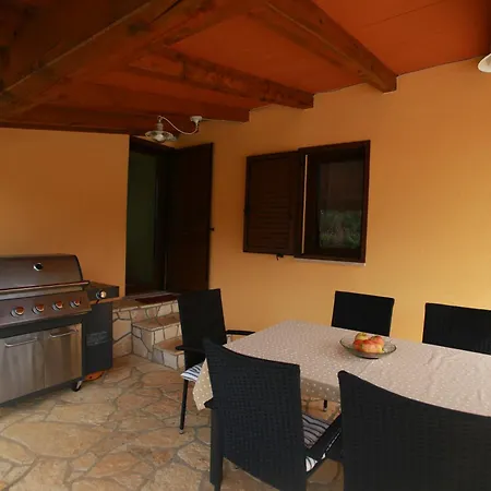 Piccolo Paradiso Hébergement de vacances Kršan