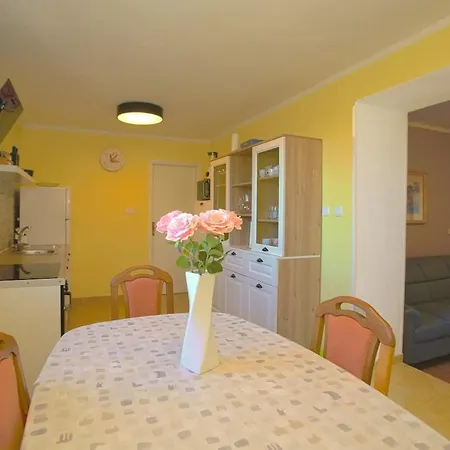 Piccolo Paradiso Tatil Evi *